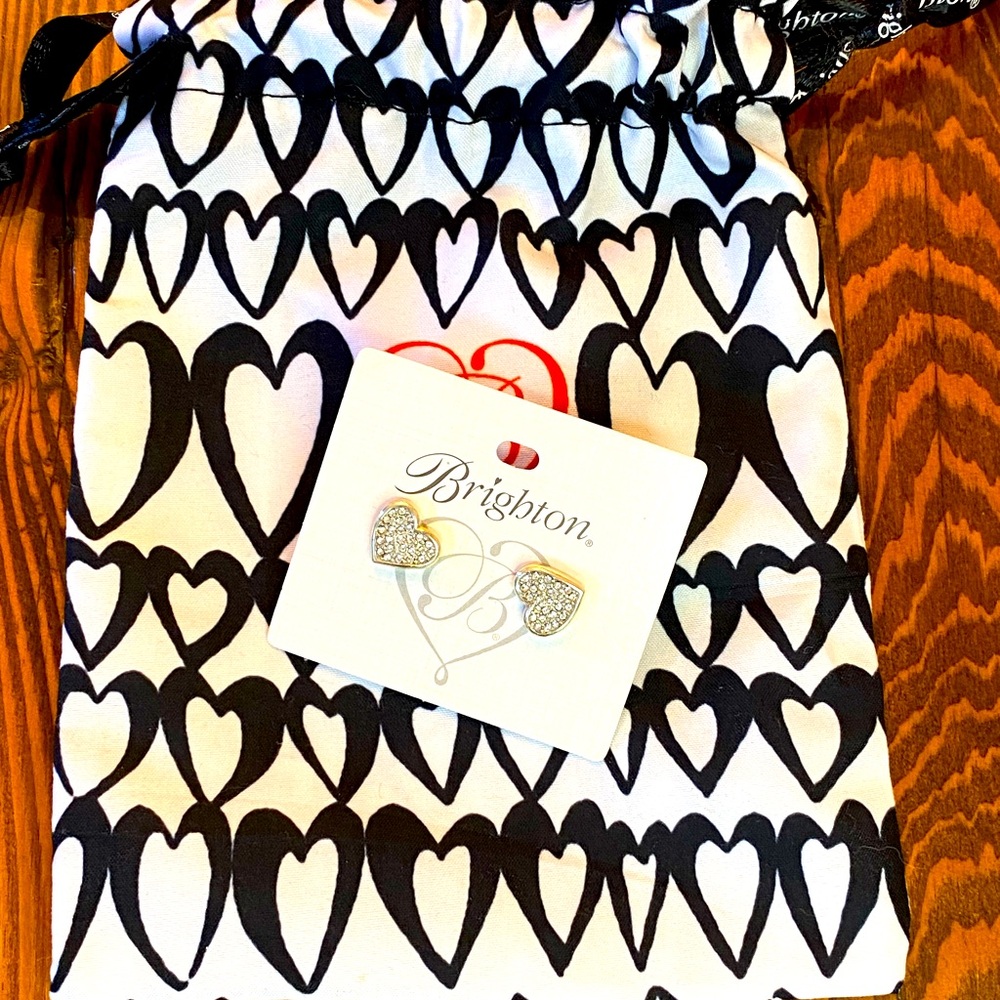 Brighton heart twinkle earrings with posts in sterling silver plated.